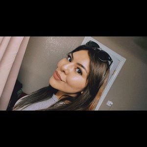 Meet your Posher, Luz